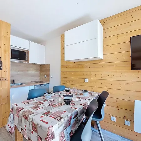 公寓 Les Asters-41 By Interhome *