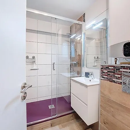 公寓 Les Asters-41 By Interhome *